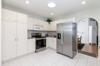 **!!**DO NOT MISS THIS GOLF COURSE HOME **!!**OWNER IS MOTIVATED on Summerglen Country Club in Florida - for sale on GolfHomes.com, golf home, golf lot