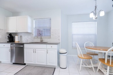 **!!**DO NOT MISS THIS GOLF COURSE HOME **!!**OWNER IS MOTIVATED on Summerglen Country Club in Florida - for sale on GolfHomes.com, golf home, golf lot