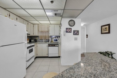 Don't miss this opportunity to own a top-floor 2-bedroom on Grande Oaks Golf Club in Florida - for sale on GolfHomes.com, golf home, golf lot