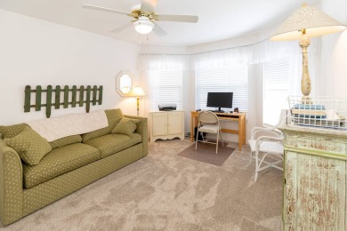 **!!**DO NOT MISS THIS GOLF COURSE HOME **!!**OWNER IS MOTIVATED on Summerglen Country Club in Florida - for sale on GolfHomes.com, golf home, golf lot