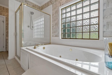 Elegant One-Level Home on the Golf Course in Sage Meadows on Sage Meadows Golf Course in Arkansas - for sale on GolfHomes.com, golf home, golf lot
