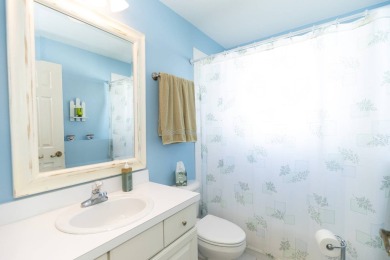 **!!**DO NOT MISS THIS GOLF COURSE HOME **!!**OWNER IS MOTIVATED on Summerglen Country Club in Florida - for sale on GolfHomes.com, golf home, golf lot