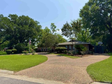 Welcome to 9754 Quail Hollow, situated on the 15th fairway of on Scenic Hills Country Club in Florida - for sale on GolfHomes.com, golf home, golf lot