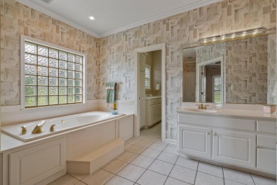 Elegant One-Level Home on the Golf Course in Sage Meadows on Sage Meadows Golf Course in Arkansas - for sale on GolfHomes.com, golf home, golf lot