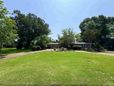 Welcome to 9754 Quail Hollow, situated on the 15th fairway of on Scenic Hills Country Club in Florida - for sale on GolfHomes.com, golf home, golf lot