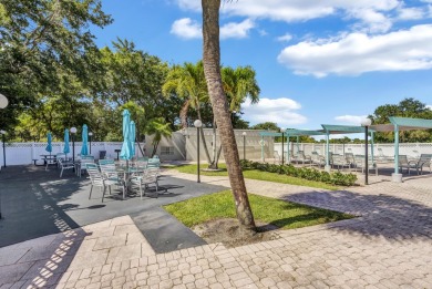 Don't miss this opportunity to own a top-floor 2-bedroom on Grande Oaks Golf Club in Florida - for sale on GolfHomes.com, golf home, golf lot