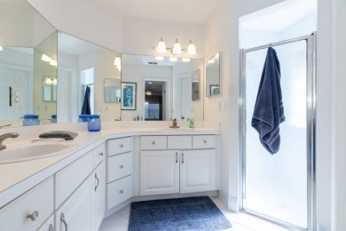 **!!**DO NOT MISS THIS GOLF COURSE HOME **!!**OWNER IS MOTIVATED on Summerglen Country Club in Florida - for sale on GolfHomes.com, golf home, golf lot