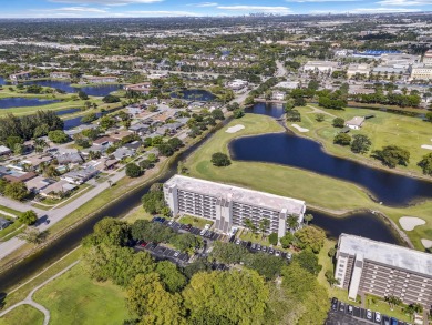 Don't miss this opportunity to own a top-floor 2-bedroom on Grande Oaks Golf Club in Florida - for sale on GolfHomes.com, golf home, golf lot