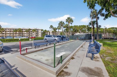 TURNKEY & FULLY FURNISHED! This rarely available top-floor on Deer Creek Golf Club in Florida - for sale on GolfHomes.com, golf home, golf lot
