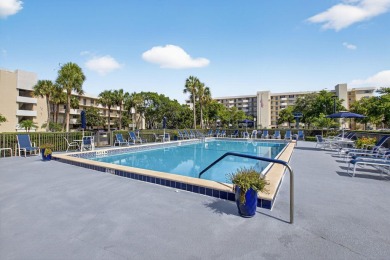 TURNKEY & FULLY FURNISHED! This rarely available top-floor on Deer Creek Golf Club in Florida - for sale on GolfHomes.com, golf home, golf lot