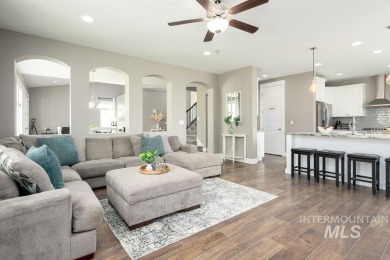 Over 3,000 custom square feet in the Prestigious Carriage Hills on Hunters Point Golf Club in Idaho - for sale on GolfHomes.com, golf home, golf lot