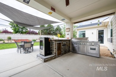 Over 3,000 custom square feet in the Prestigious Carriage Hills on Hunters Point Golf Club in Idaho - for sale on GolfHomes.com, golf home, golf lot
