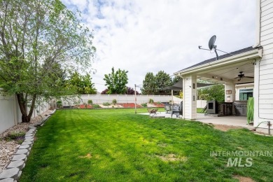 Over 3,000 custom square feet in the Prestigious Carriage Hills on Hunters Point Golf Club in Idaho - for sale on GolfHomes.com, golf home, golf lot