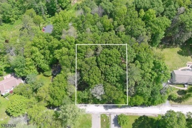 Great opportunity to develop this lot.  Located in High Point on High Point Golf Club in New Jersey - for sale on GolfHomes.com, golf home, golf lot