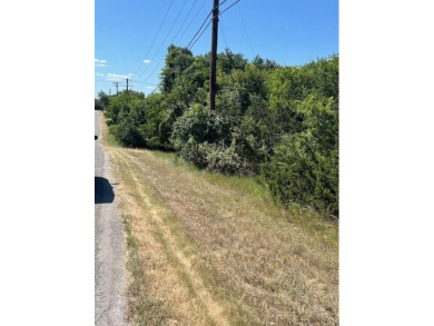 Elbow room on this larger lote enjoy all the fun times and make on White Bluff Resort - Old Course in Texas - for sale on GolfHomes.com, golf home, golf lot