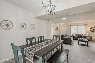 Immaculate Move-In Ready Condo/Twin Home! This beautifully on PalmBrook Country Club in Arizona - for sale on GolfHomes.com, golf home, golf lot
