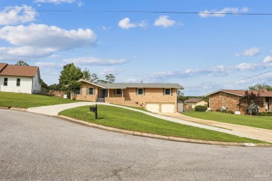 Come live the Florida lifestyle with this golf course home in on Scenic Hills Country Club in Florida - for sale on GolfHomes.com, golf home, golf lot