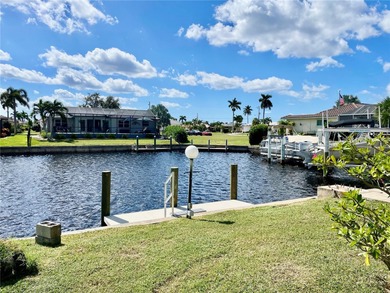 Waterfront home in Punta Gorda Isles! 3/2/2 split floorplan on Saint Andrews South Golf Club in Florida - for sale on GolfHomes.com, golf home, golf lot