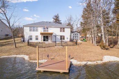 Spring is getting close, than summer days at the lake. Let's get on Cottonwood Golf Course in Missouri - for sale on GolfHomes.com, golf home, golf lot