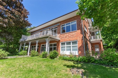BOAT o SWIM o FISH o TENNIS o GOLF -- Experience the ultimate on Mahopac Golf Club in New York - for sale on GolfHomes.com, golf home, golf lot