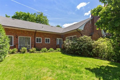BOAT o SWIM o FISH o TENNIS o GOLF -- Experience the ultimate on Mahopac Golf Club in New York - for sale on GolfHomes.com, golf home, golf lot