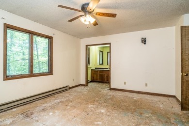 Investors and DIYers this one is for you!! Located in on Woodstone Meadows Golf Course At Massanutten in Virginia - for sale on GolfHomes.com, golf home, golf lot