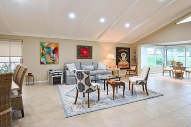 Stunning well-maintained 2 bedroom plus office/bedroom 0n large on Hunters Run Golf and Country Club in Florida - for sale on GolfHomes.com, golf home, golf lot