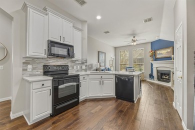 OPEN 1-3 PM SUNDAY FEBRUARY 15 ----- UPDATED GEM IN HERITAGE on Heritage Ranch Golf and Country Club in Texas - for sale on GolfHomes.com, golf home, golf lot