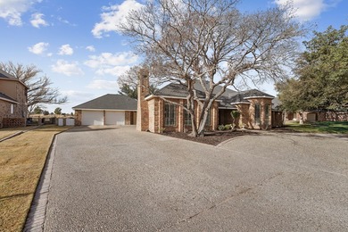 They don't make them like this anymore! Quiet luxury meets on Club at Mission Dorado in Texas - for sale on GolfHomes.com, golf home, golf lot