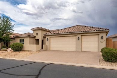 Welcome to this beautiful single-level home in Sun River, a 55+ on Sunriver Golf Club in Utah - for sale on GolfHomes.com, golf home, golf lot