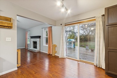 Welcome to your new home! This spacious three-bedroom on Westlake Village in Illinois - for sale on GolfHomes.com, golf home, golf lot