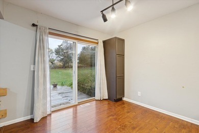 Welcome to your new home! This spacious three-bedroom on Westlake Village in Illinois - for sale on GolfHomes.com, golf home, golf lot