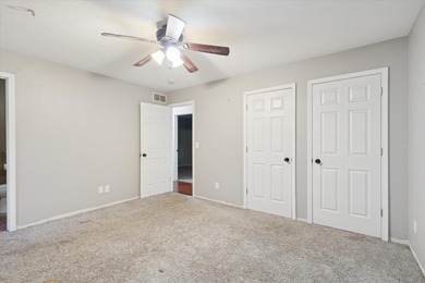 Welcome to your new home! This spacious three-bedroom on Westlake Village in Illinois - for sale on GolfHomes.com, golf home, golf lot