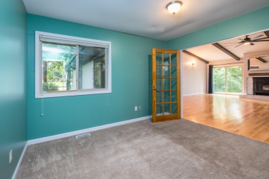 *MOVE-IN READY*Welcome to this stunning 3-bedroom, 2-bathroom on Lakes of the Four Seasons Country Club in Indiana - for sale on GolfHomes.com, golf home, golf lot