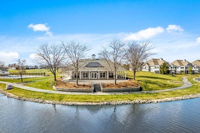 Welcome to your new home! This spacious three-bedroom on Westlake Village in Illinois - for sale on GolfHomes.com, golf home, golf lot