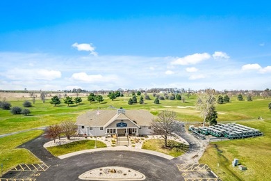 Welcome to your new home! This spacious three-bedroom on Westlake Village in Illinois - for sale on GolfHomes.com, golf home, golf lot