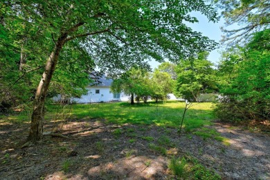 Charming and updated ranch located in the Timber Ridge on Pine Ridge Golf Club in New York - for sale on GolfHomes.com, golf home, golf lot