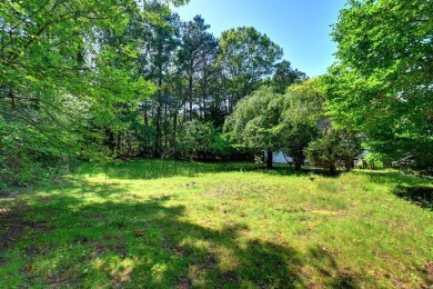 Charming and updated ranch located in the Timber Ridge on Pine Ridge Golf Club in New York - for sale on GolfHomes.com, golf home, golf lot
