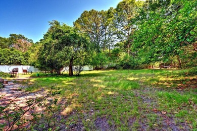Charming and updated ranch located in the Timber Ridge on Pine Ridge Golf Club in New York - for sale on GolfHomes.com, golf home, golf lot