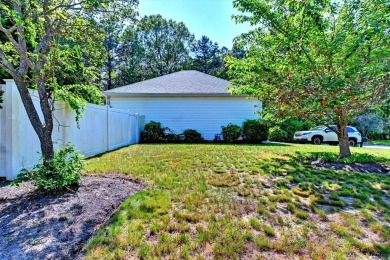 Charming and updated ranch located in the Timber Ridge on Pine Ridge Golf Club in New York - for sale on GolfHomes.com, golf home, golf lot