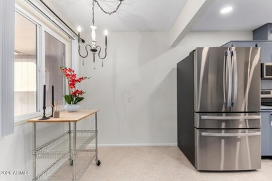 Absolutely immaculate & move in ready! North/South Street facing on Sun City Lakes West and East in Arizona - for sale on GolfHomes.com, golf home, golf lot