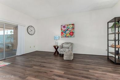 Absolutely immaculate & move in ready! North/South Street facing on Sun City Lakes West and East in Arizona - for sale on GolfHomes.com, golf home, golf lot