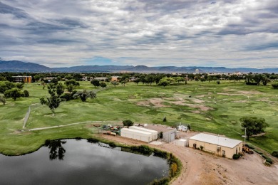 Charming home ideally located near Kirtland Air Force Base on Puerto Del Sol Golf Course in New Mexico - for sale on GolfHomes.com, golf home, golf lot