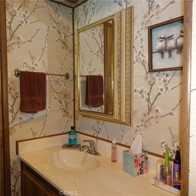 Wonderful Little Home. On a quiet cul-de-sac in Kelly Ridge on Lake Oroville Golf and Event Center in California - for sale on GolfHomes.com, golf home, golf lot