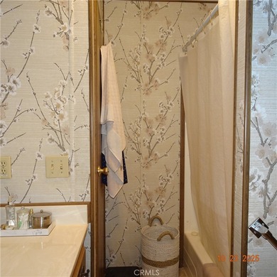 Wonderful Little Home. On a quiet cul-de-sac in Kelly Ridge on Lake Oroville Golf and Event Center in California - for sale on GolfHomes.com, golf home, golf lot