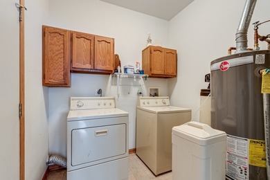 Welcome to this beautifully maintained Townhouse ranch-style on Carillon Lakes 3 Hole Course in Illinois - for sale on GolfHomes.com, golf home, golf lot