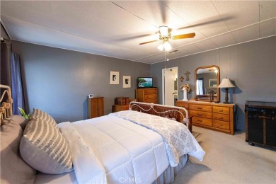 Seller is motivated, and to show it, the seller has done a on Hemet West Mobile Estates in California - for sale on GolfHomes.com, golf home, golf lot