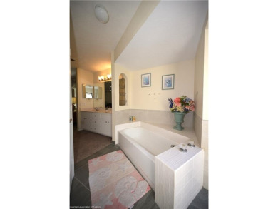 This 3 Bedroom, 2 Bath home is located in much desired Golf on Golf Hammock Country Club in Florida - for sale on GolfHomes.com, golf home, golf lot