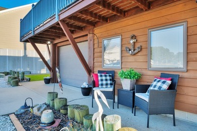 INCREDIBLE WATERFRONT WONDERLAND on TWO LOTs in Captain's Cove on Captains Cove Golf and Yacht Club in Virginia - for sale on GolfHomes.com, golf home, golf lot