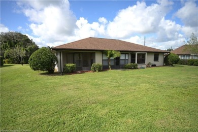 This 3 Bedroom, 2 Bath home is located in much desired Golf on Golf Hammock Country Club in Florida - for sale on GolfHomes.com, golf home, golf lot